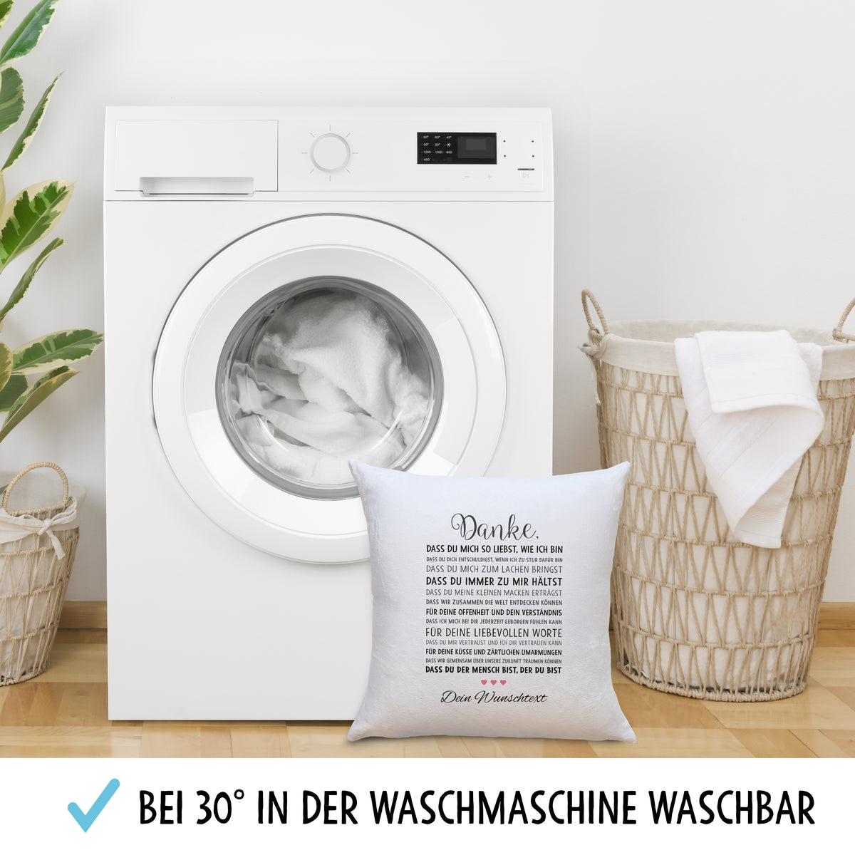 Auf diesem Bild ist folgendes zu sehen: Kissen Superhelden Eltern als Geschenke Geschenkideen zu Geburtstag Danksagung  Weihnachten von OWLBOOK