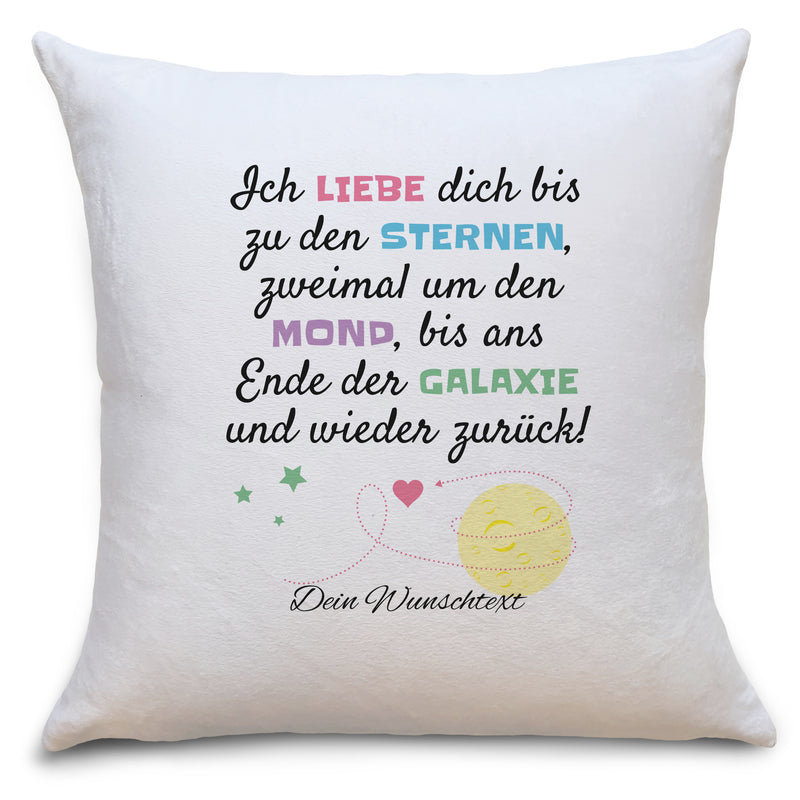 Auf diesem Bild ist folgendes zu sehen: Kissen Liebe um den Mond als Geschenke Geschenkideen zu Geburtstag Romantisches Weihnachten  von OWLBOOK